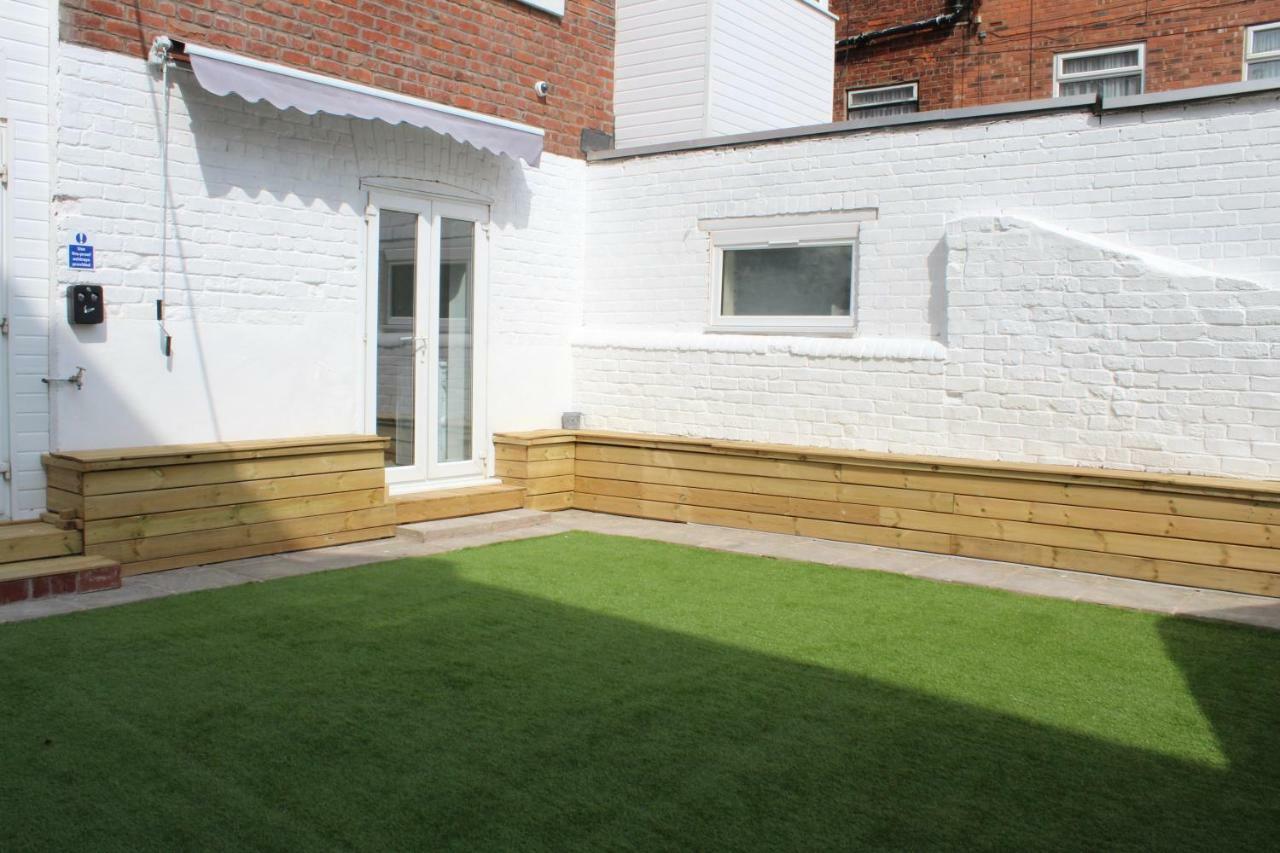 Backpackers Blackpool Hotel & Suites Eksteriør bilde